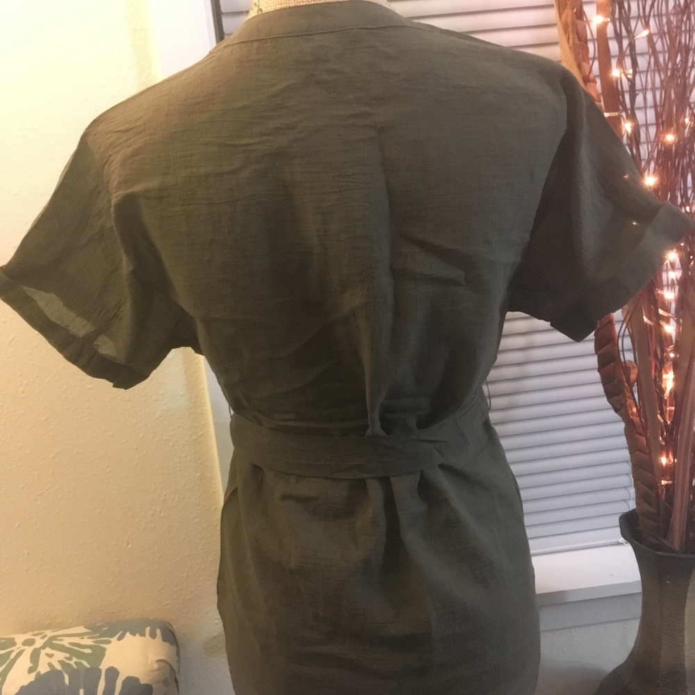 NWT Express green button-up shirt top XS extra sma - Picture 2 of 3